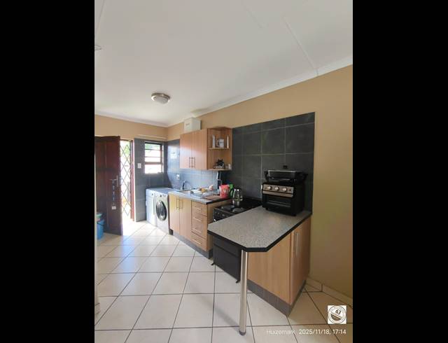 2 BEDROOM TOWNHOUSE TO LET IN SASOLBURG EXT 10